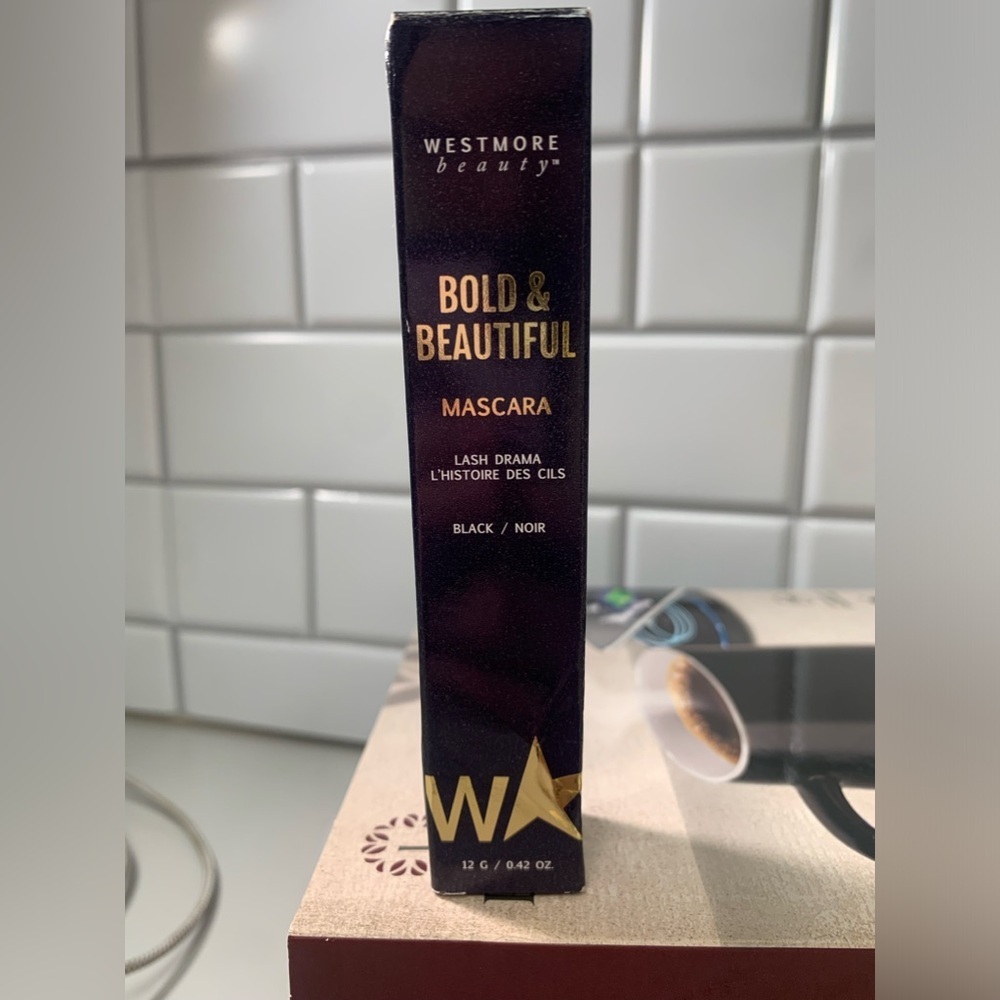 Westmore Beauty Bold and Beautiful Mascara
